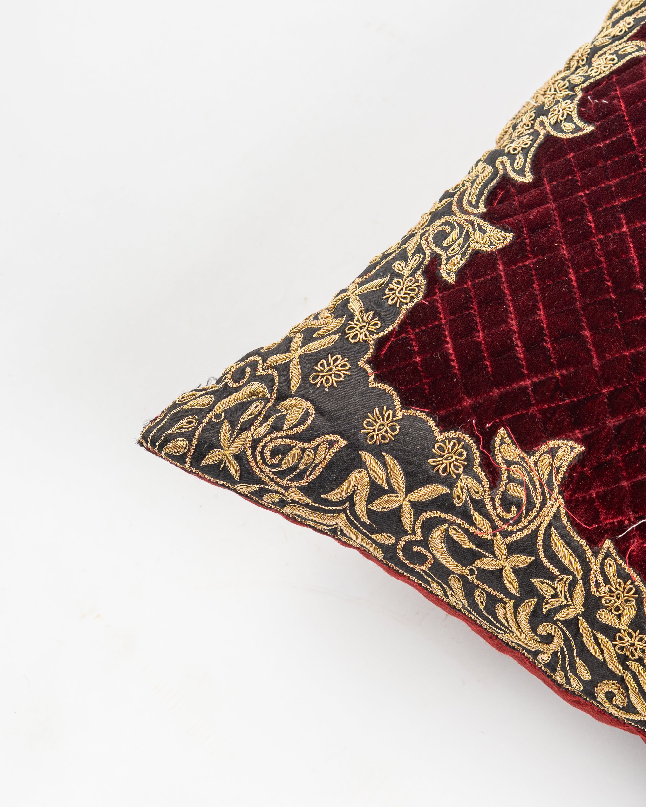 Zardozi Corner Burgundy Cushion Cover
