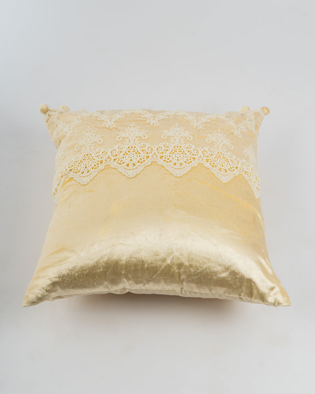 Cream Lace Velvet Cushion Cover