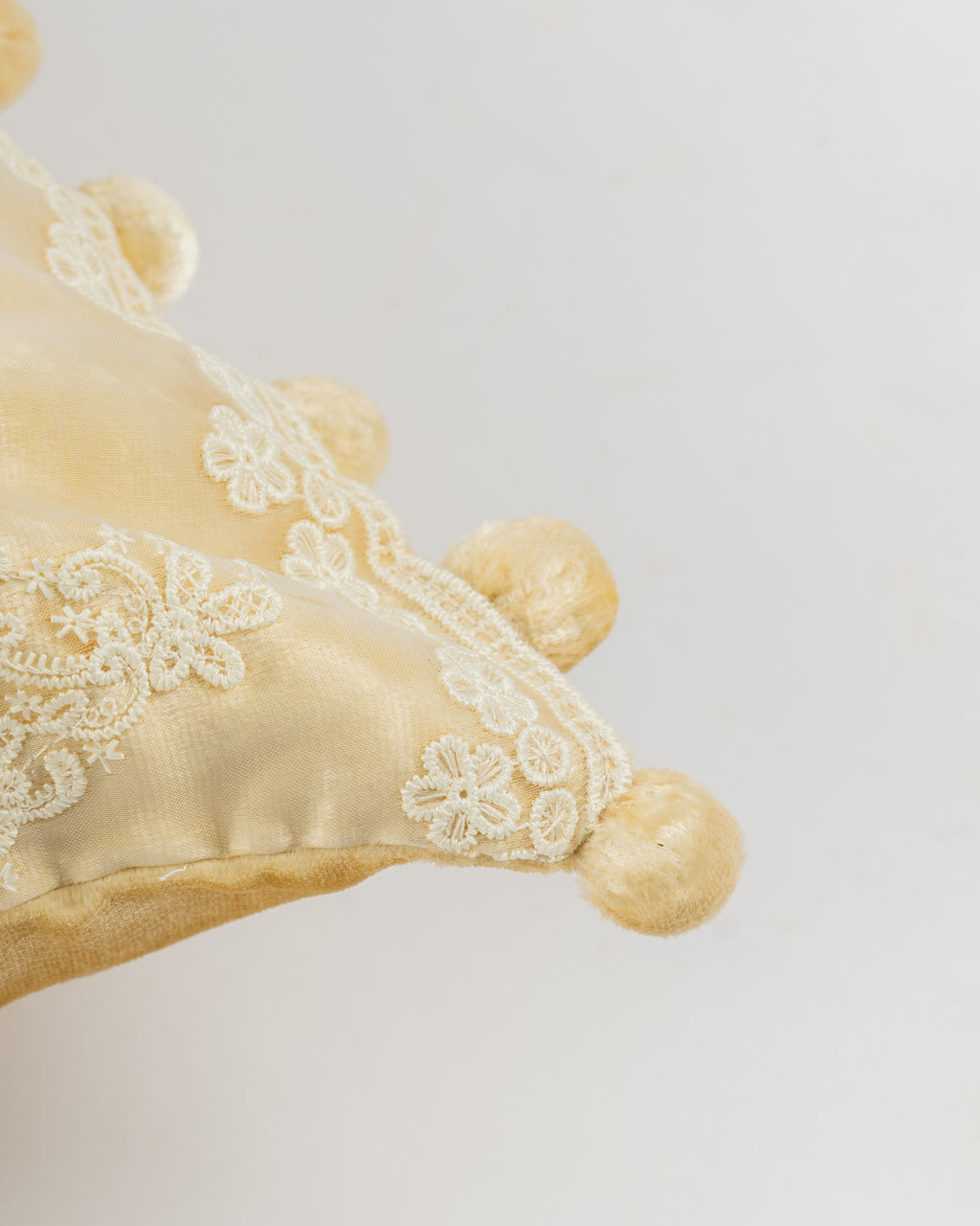 Cream Lace Velvet Cushion Cover